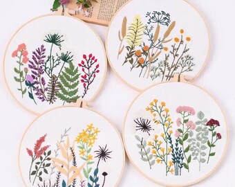Embroidery Kit Set of 4 - for Beginners, DIY Hand Embroidery Full Kit  Needlepoint, DIY Craft, Cross Stitch Set, Handmade Gift, Floral