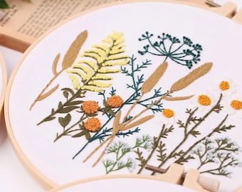 Embroidery Kit for Beginners, DIY Hand Embroidery Full Kit  Needlepoint, DIY Craft, Cross Stitch Set, Handmade Gift, Floral