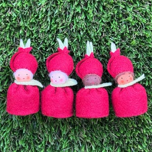 Vårlöksspira Älvedocka, Waldorfstil, ullfilt i 4 hudtoner