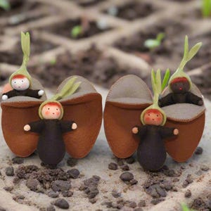 Seedling Baby in Seed Pod Sleep Sack, Wool Felt Sprout Waldorf Doll Root Child Flexible Arms Earthy Dollhouse Play Spring Garden Fairy