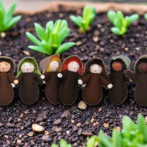 Seed Baby Waldorf Doll, 4 Skin Tones Hair Colors, Root Children Flexible Arms, Earthy Mini Flower Fairy Dirt Child, Collectible, Wool Felt