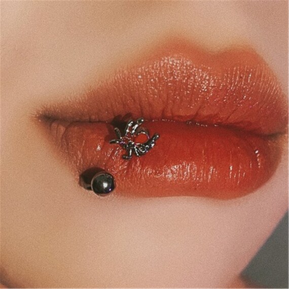Spider hotsell nose ring