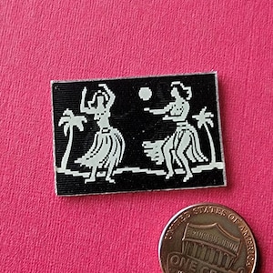 Vintage Lenticular Hula Dancers Mini Vari-Vue Flicker Flasher Winky