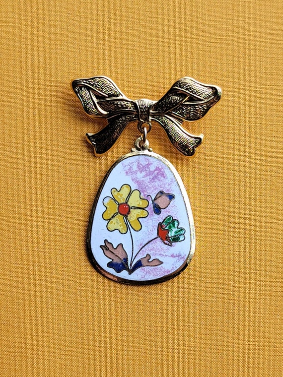 Vintage Enamel Dangling Pin Flower Butterfly