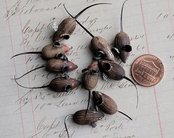 4 Vintage Miniature Wooden Mice (4pcs) Tiny Brown Wood Mice