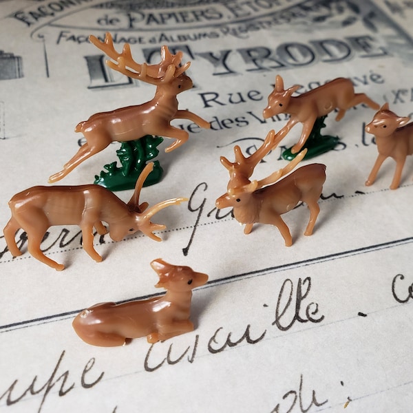 6 Vintage Miniature Plastic Deer - Mini Buck Doe Fawn Reindeer Diorama