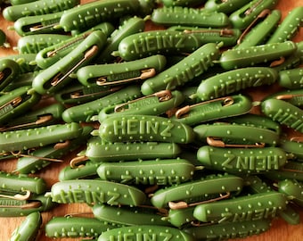 ONE Vintage Heinz Pickle Pin (1pc) Matte Dill Tiny Advertising Promotional Lapel Pin