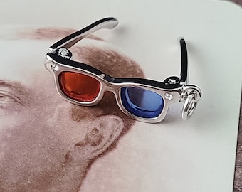 3D Movie Glasses Charm Movable Eyeglass Pendant Tiny Folding Eyeglasses Miniature Foldable Spectacles Novelty Charm