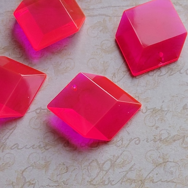 2 Vintage Pink Lucite Dimensional Cube Pendants - Translucent Bright 70s Geometric Charms (2pcs) - Jello Cube Charms
