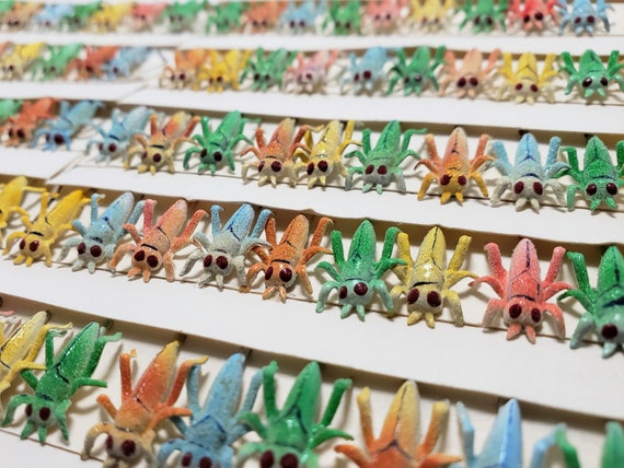 4 Vintage Cricket Stick Pins (4pcs) Tiny Painted Metal Enamel Microbeaded Sugared Insect Grasshopper Bug Pins