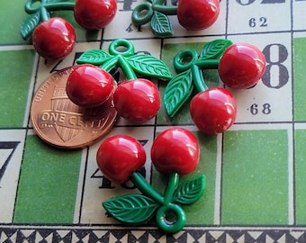 【VINTAGE UK】英国 チルターン社 ブラックキャット ラベル残 レア One Vintage Plastic Black Cat Wine Tag Charm (1pc) Zimmermann