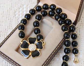 Collier pendentif fleur vintage Collier ras de cou avec perles noires/Collier court avec fleur en émail noir, bijoux fantaisie pour femme, cadeau rétro des années 70-80