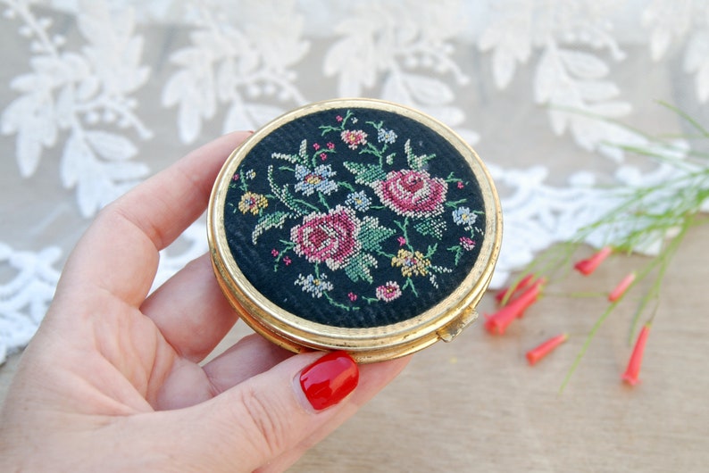 Vintage 50s Compact Mirror Rose Petit Point Compact Etsy