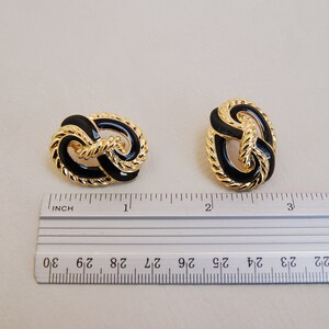 Vintage Trifari signed Black enamel pierced earrings, Infinity & Gold Rope design stud earrings, Marine style / Nautical costume jewelry image 10