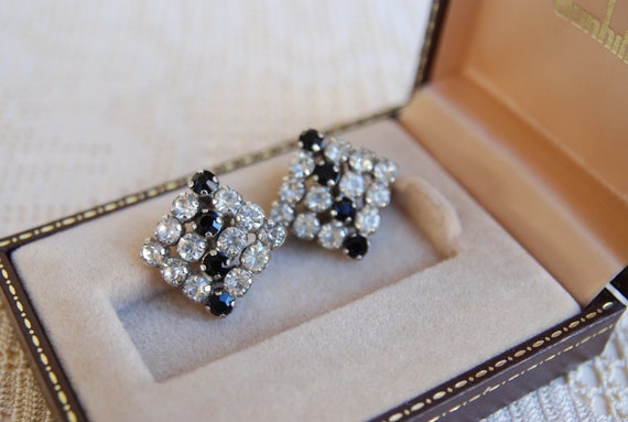 Vintage Diamond shape Art Deco clip on earrings 1… - image 1