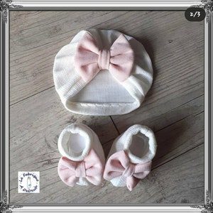 Baby knot turban and matching baby booties from birth