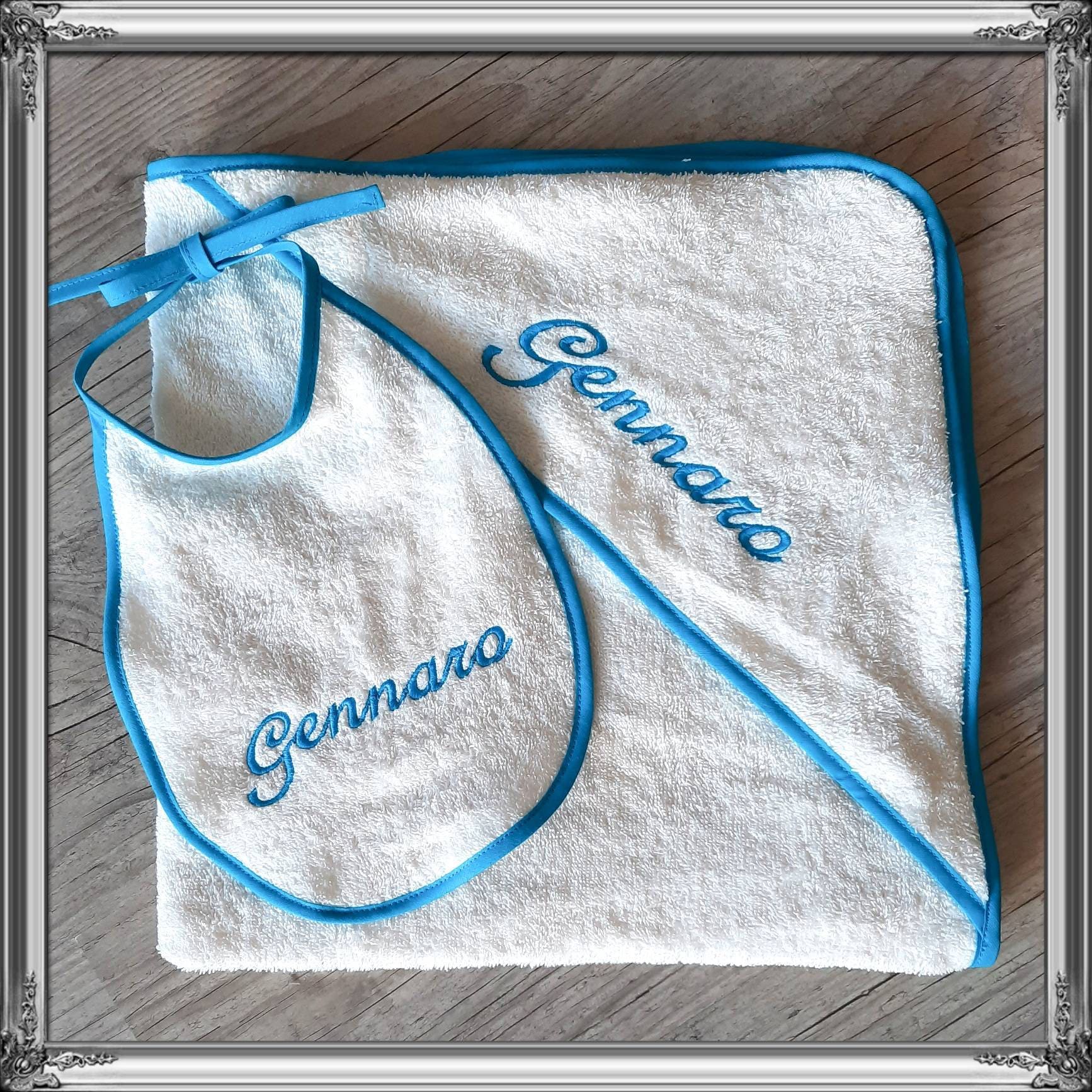 Lot Sortie de Bain 75x75cm | Cape Bain + Bavoir Brodé et Personnalisé Prénom Bébé, Tissus Éponge en