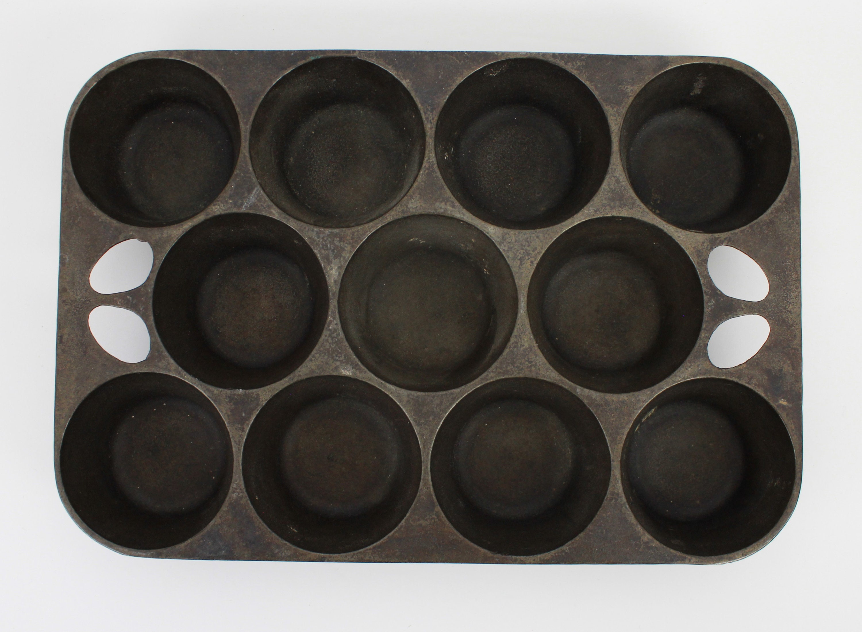 Vintage Unmarked Cast iron 11 Cup Muffin Gem Popover Pan Etsy