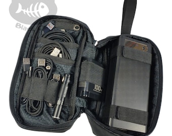 EDC Pouch, organizer, case for Power Bank, cables, multitool, flashlight.
