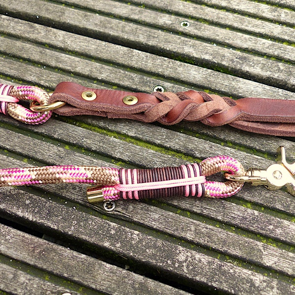 Tauleine braided with hand strap made of fat leather