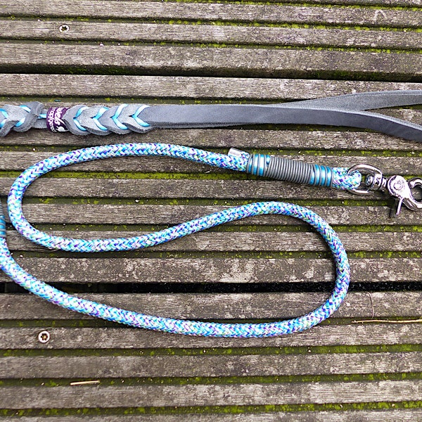 Tauleine with hand strap in fat leather braided with satin ribbon