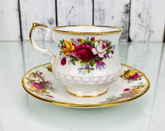 Vintage Rosina English Bone China Violets Teacup and Saucer Set Fantastic English Tea Cup 6038