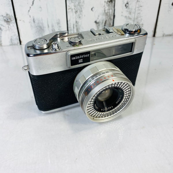 Vintage Yashica japan minister 3