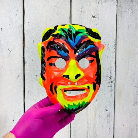 Vintage Halloween Devil/Satan costume COLLEGEVILLE pl… Gem