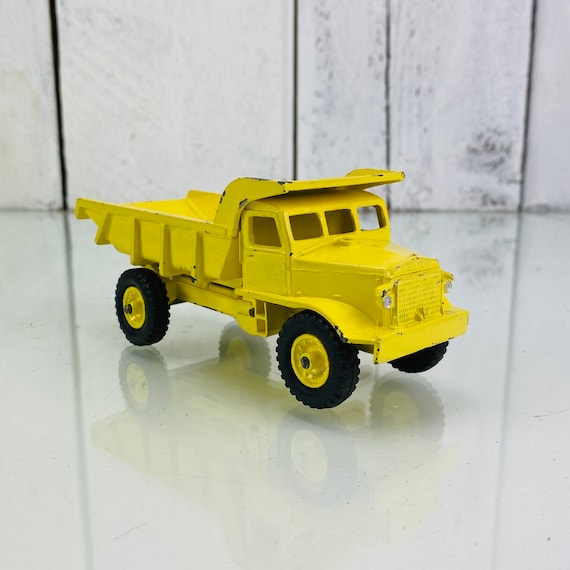 Push & Pull Toys Toys Old Metal Truck Metal toy Toy Truck Dinky