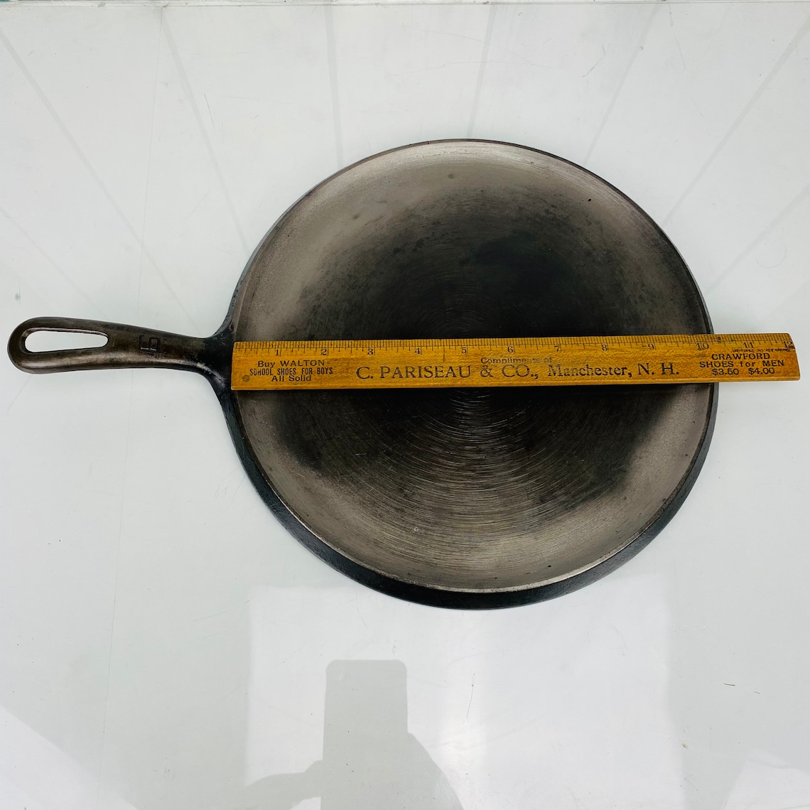 Vintage Griswold No.9 Cast Iron Round Handle Pancake Griddle Etsy
