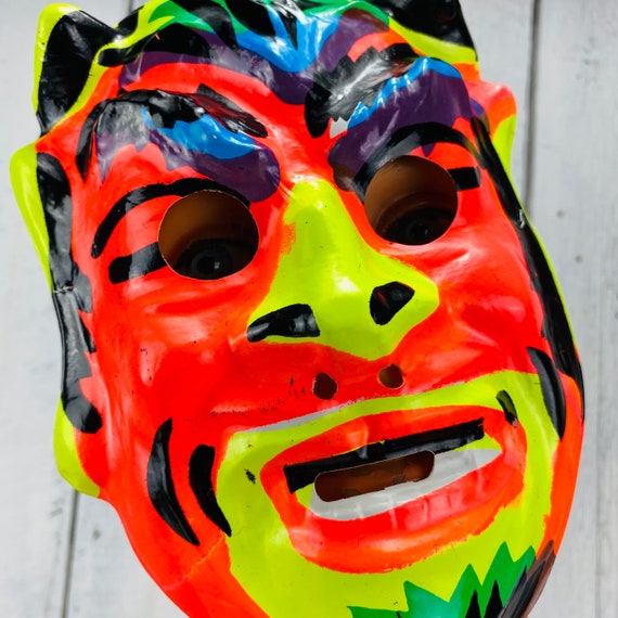 Vintage Halloween Devil/Satan costume COLLEGEVILLE pl… Gem