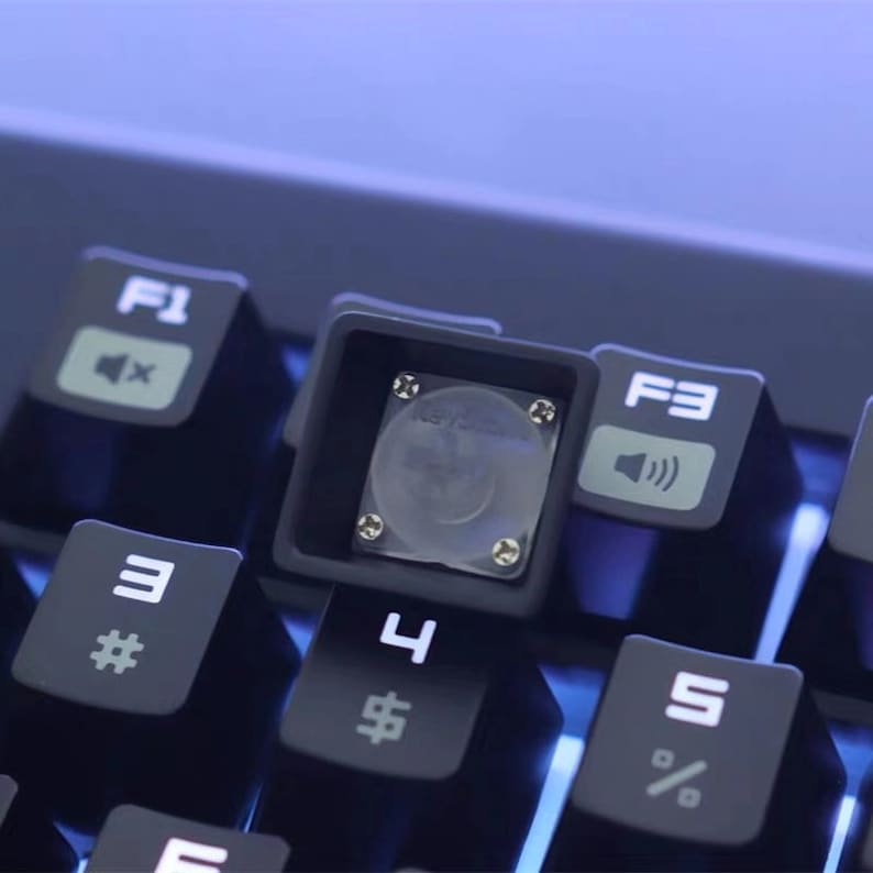 the Batman inspired keycap for MX mechanical keyboard