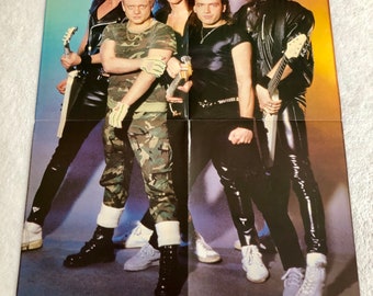 Accetta 1984 Udo Dirkschneider Rivista di poster svedese OKEJ anni '80 Wolf Hoffmann Jörg Fischer Peter Baltes Stefan Kaufmann Vintage raro