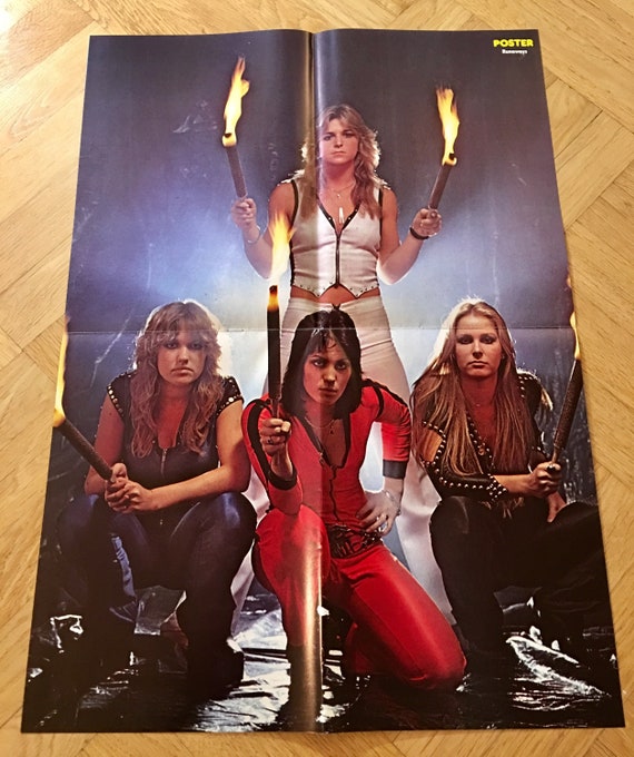 映画館用ポスター　ランナウェイズ　US版　両面印刷　約102cm×69cm レア ランナウェイズ ポスター 1978 スウェーデン ポスター マガジン 1970