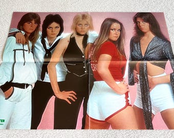 シェリー・カリーのサイン入り 8x10 写真 - ロリ (ザ・ランナウェイズ