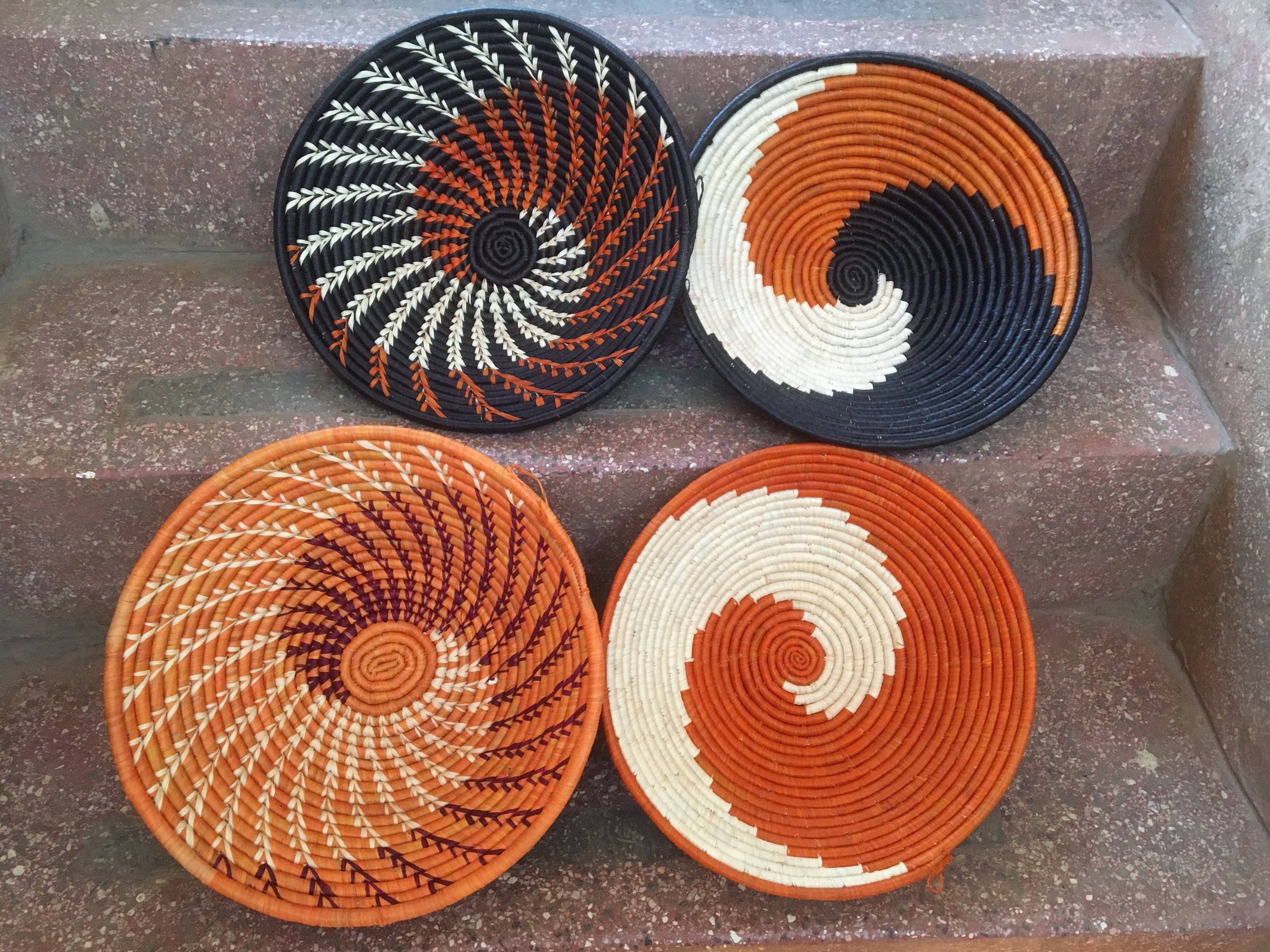 A set of 4 bowls Decorating bowls decorating baskets wall Etsy