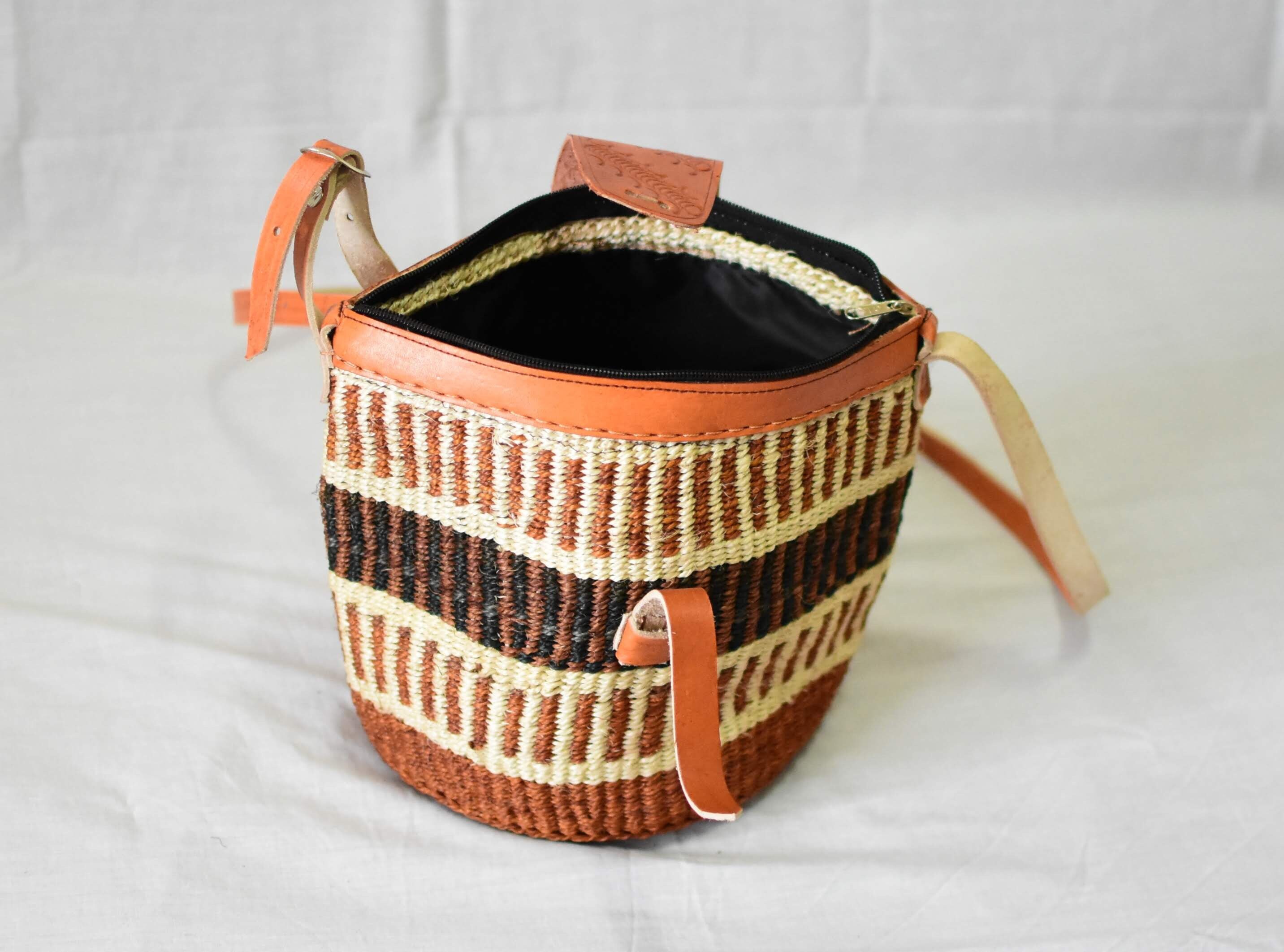 basket sling bag