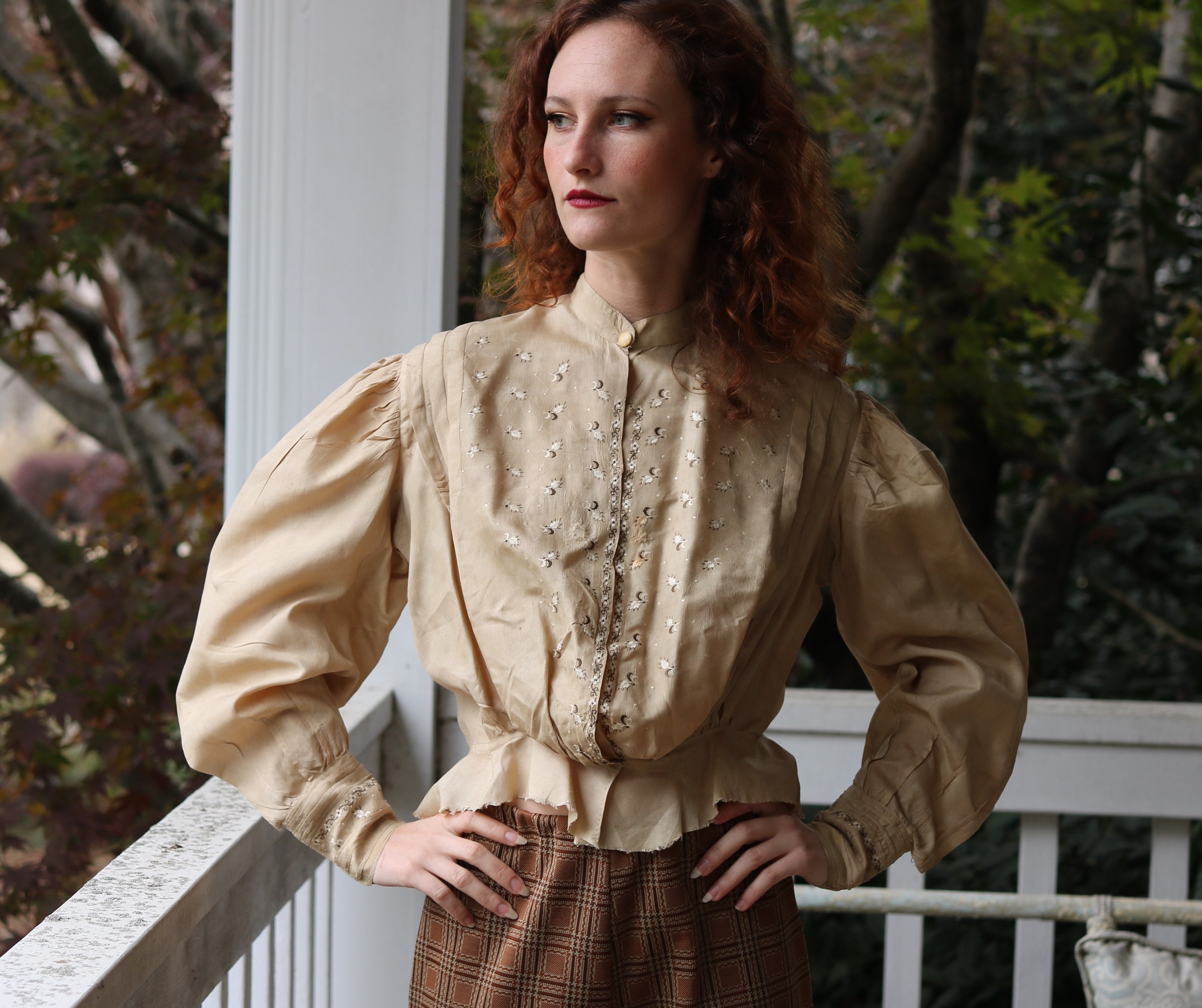 トップス antique Rumania blouse Vintage Romanian Embroidered Blouse C. 1930 - T.XS/S