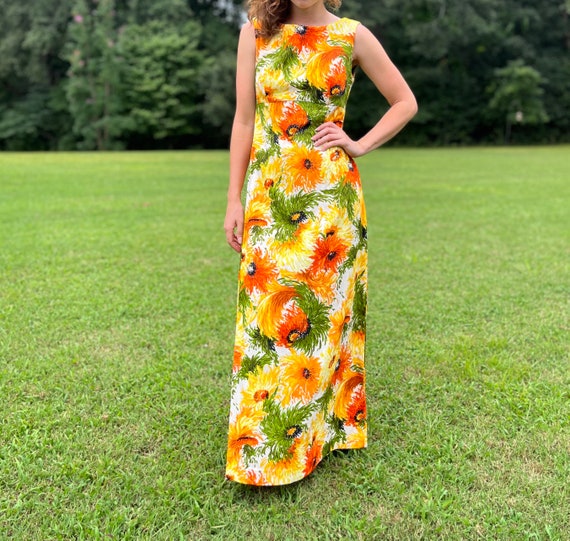 vintage 1960s Ui Maikai Hawaiian floral dress - image 2