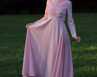 vintage 1970s Sylvia Ann dress / gown