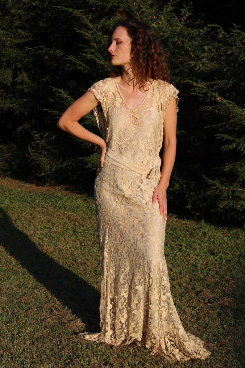 antique 1930s lace gown with silk slip and bolero image 3