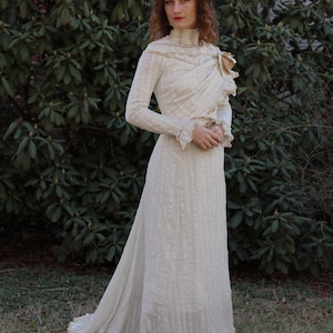 antique edwardian 1900s / 1910s cotton dress gown , bodice and skirt