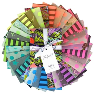 Everglow & Neon True Colors Fat Quarter Bundle