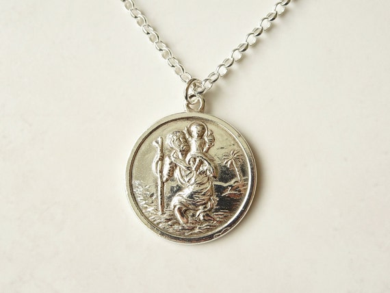 The Olivia Collection TOC Sterling Silver St Christopher Oval Medallion Pendant Necklace 18