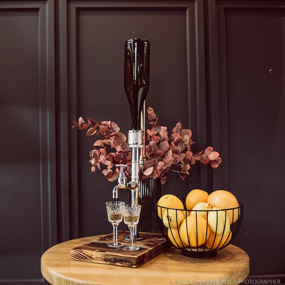 Distributeur d'alcool pour trois bouteilles Cadeaux vin et whisky Bourbon  Décoration de fête d'anniversaire de pendaison de crémaillère Support de  bar industriel pour la maison -  France