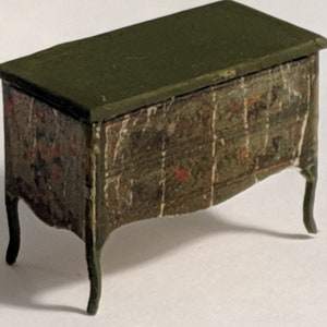Quarter inch green painted dresser kit