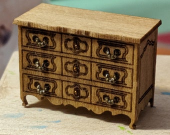 Quarter scale fancy antique dresser kit