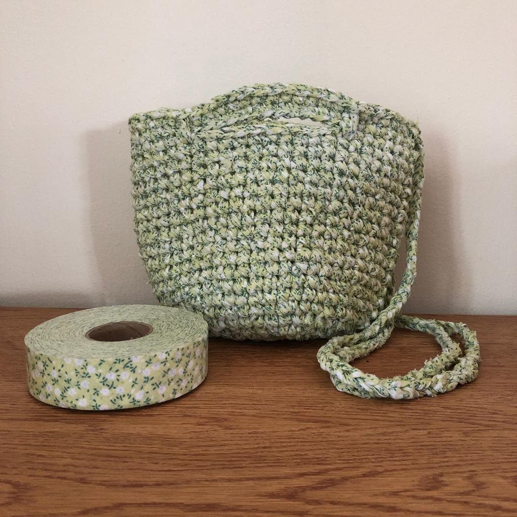 crochet travel bag