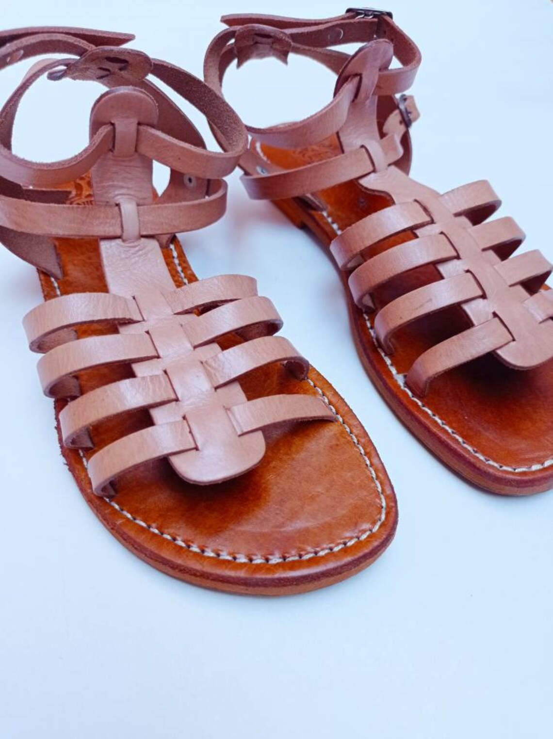 sandale gladiateur lacet