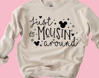 Disneyland Sweater, Disneyland Sweatshirt, Disneyland Shirt, Disneyland Sweatshirt Vintage, Disneyland Sweatshirt Women, Disneyland Mickey